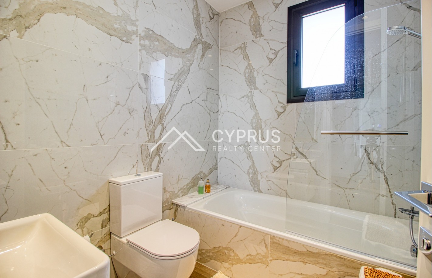 Penthouse in Limassol with 3 bedrooms, Potamos Germasogeia - фото 11