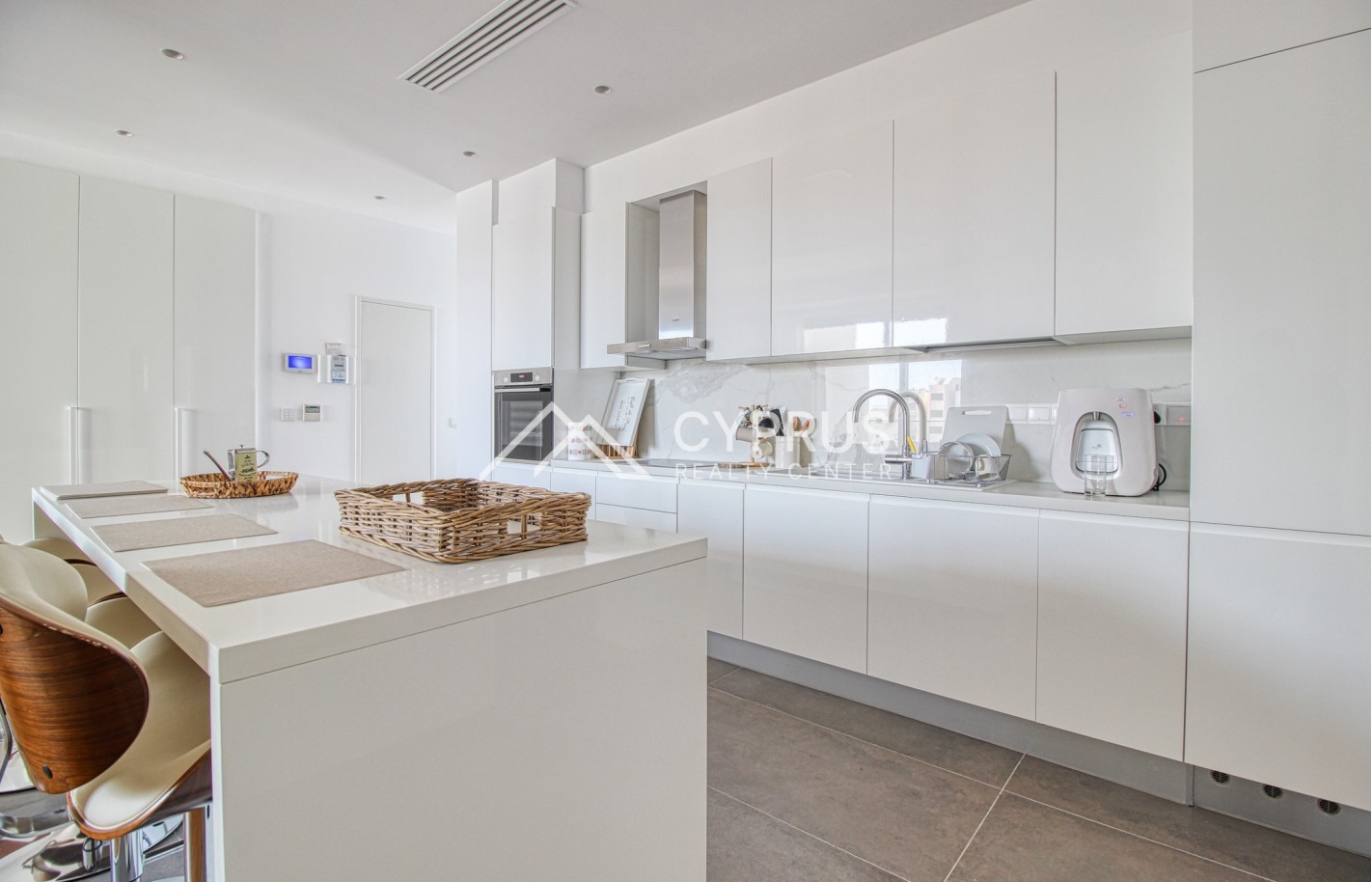 Penthouse in Limassol with 3 bedrooms, Potamos Germasogeia - фото 3