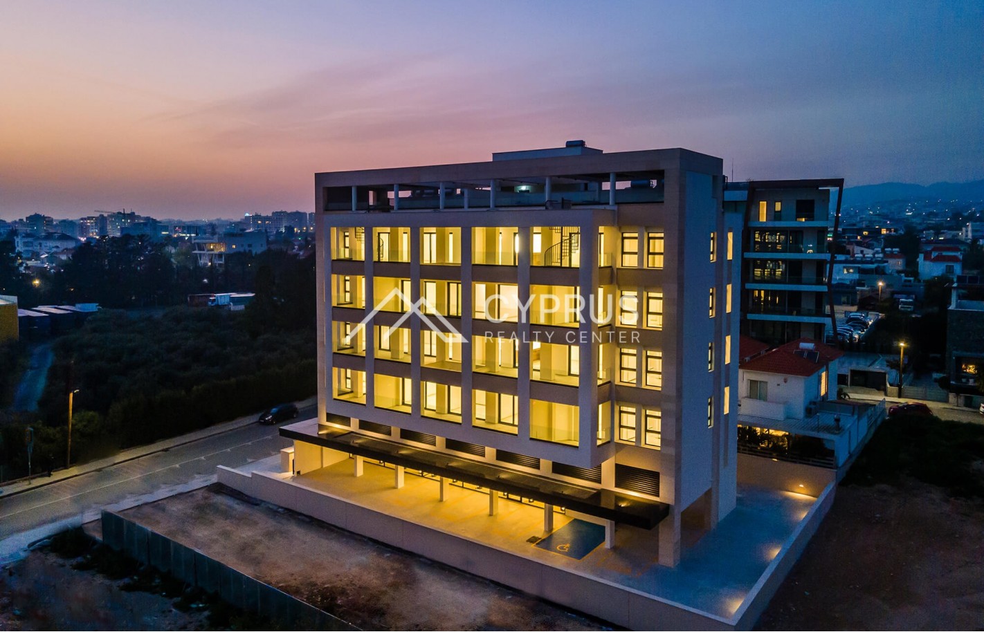 Penthouse in Limassol with 3 bedrooms, Potamos Germasogeia - фото 17