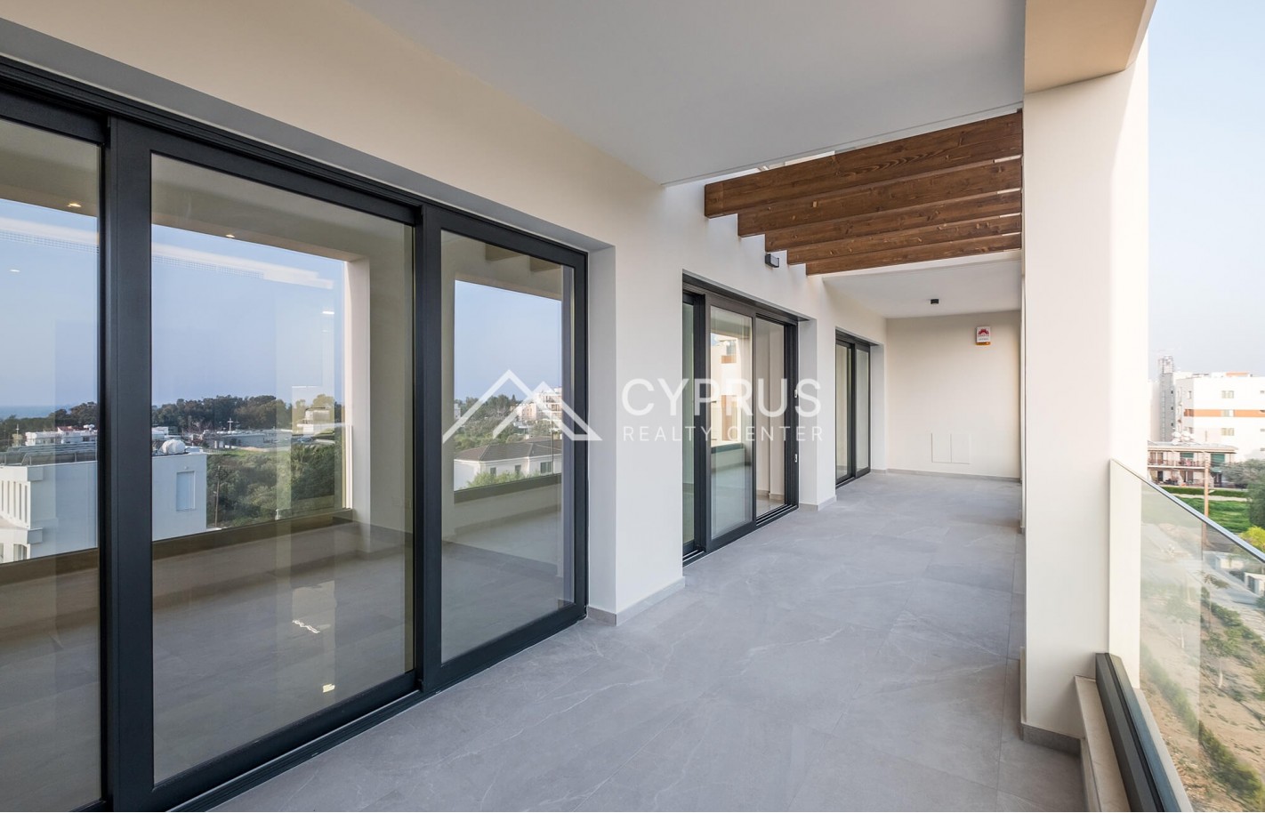 Penthouse in Limassol with 3 bedrooms, Potamos Germasogeia - фото 7