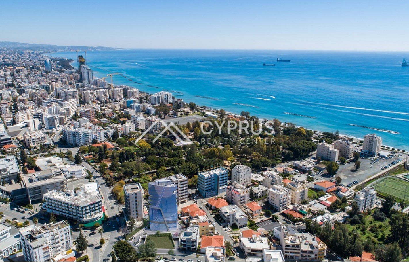 Penthouse in Limassol with 3 bedrooms, City Center - фото 8