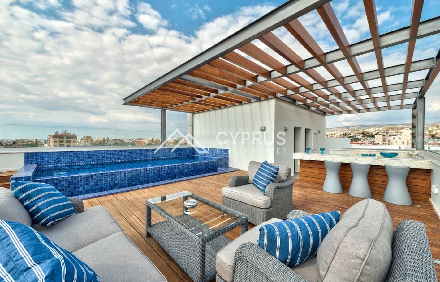 Penthouse in Limassol with 3 bedrooms, Potamos Germasogeia - фото 14