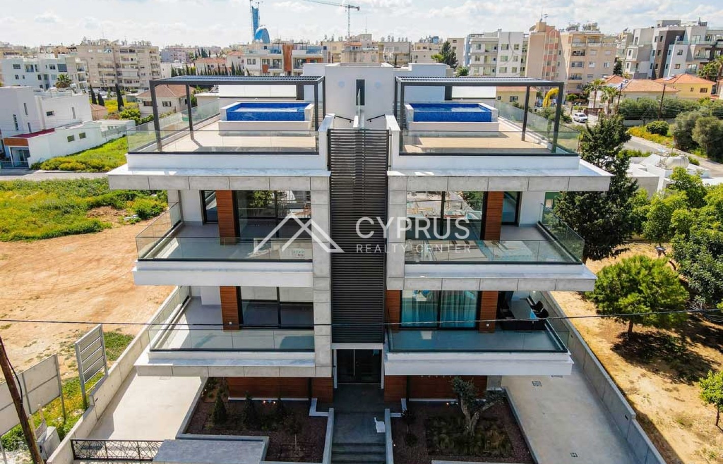 Three bedroom penthouse in Limassol, Potamos Germasogeia - фото 15
