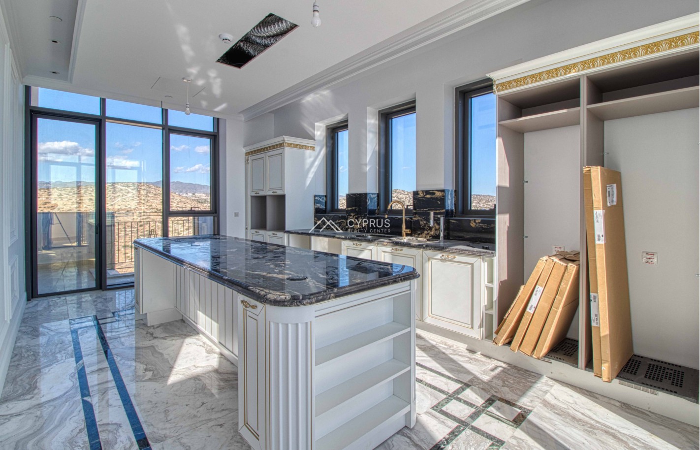 Eight bedroom penthouse in Limassol, East Beach - фото 13