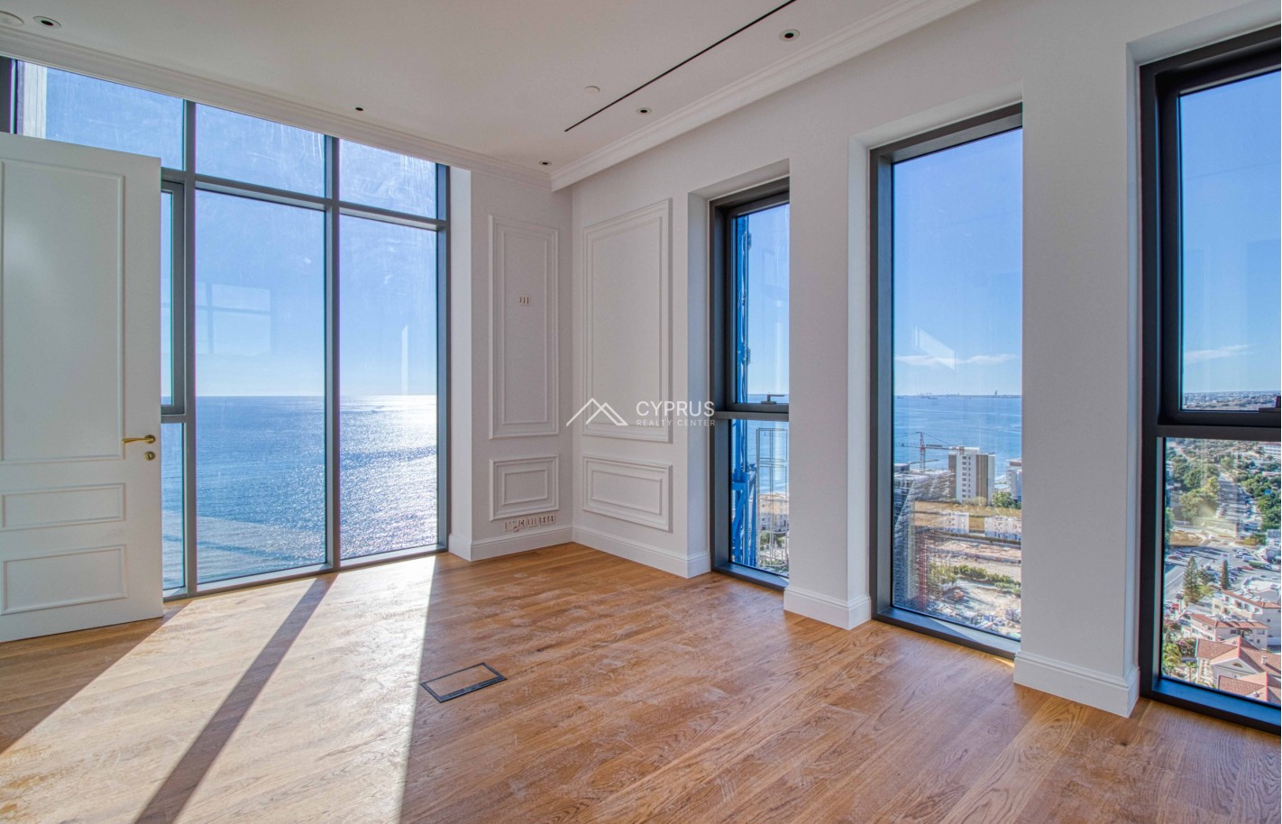 Eight bedroom penthouse in Limassol, East Beach - фото 17