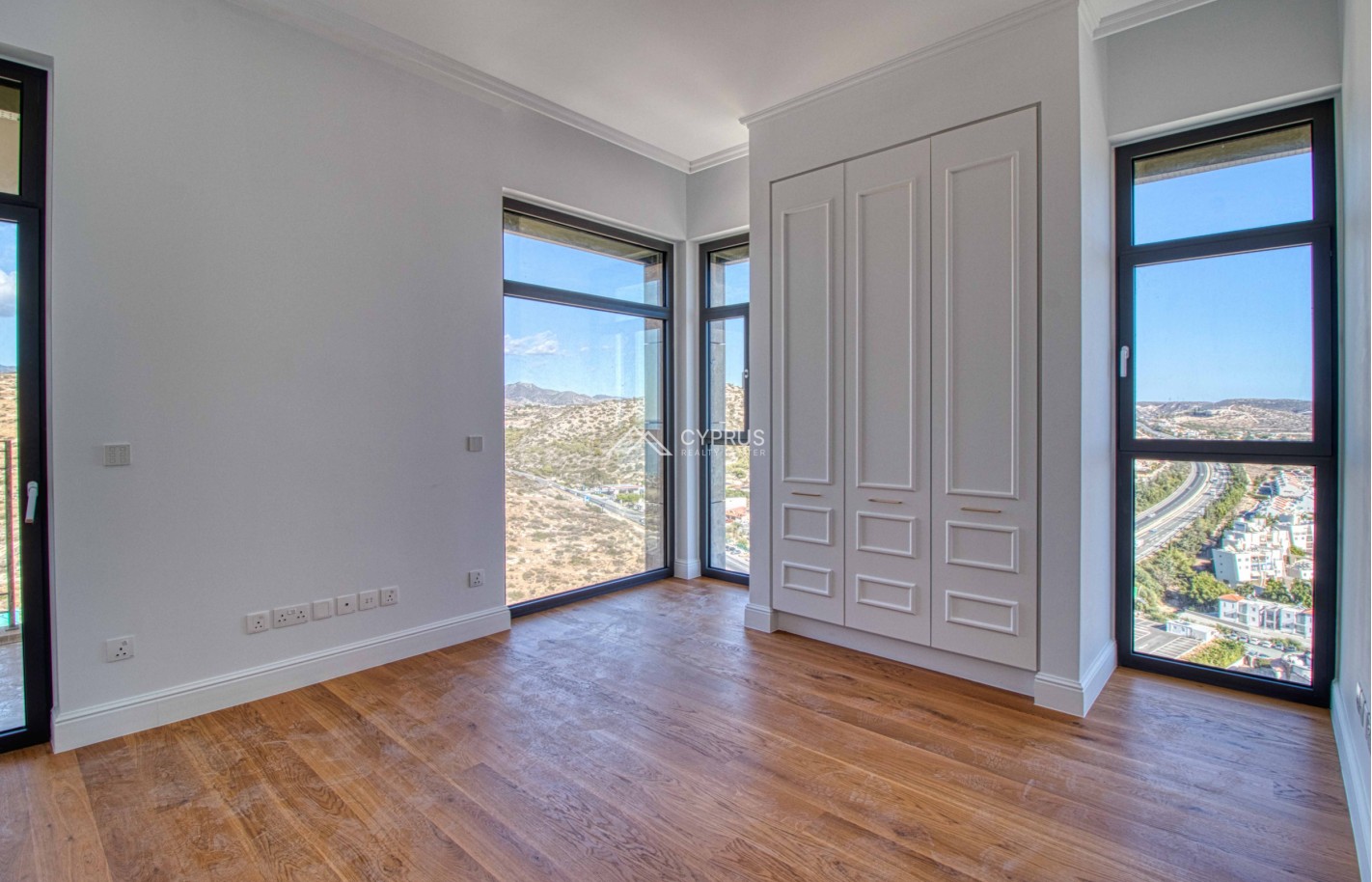 Eight bedroom penthouse in Limassol, East Beach - фото 1