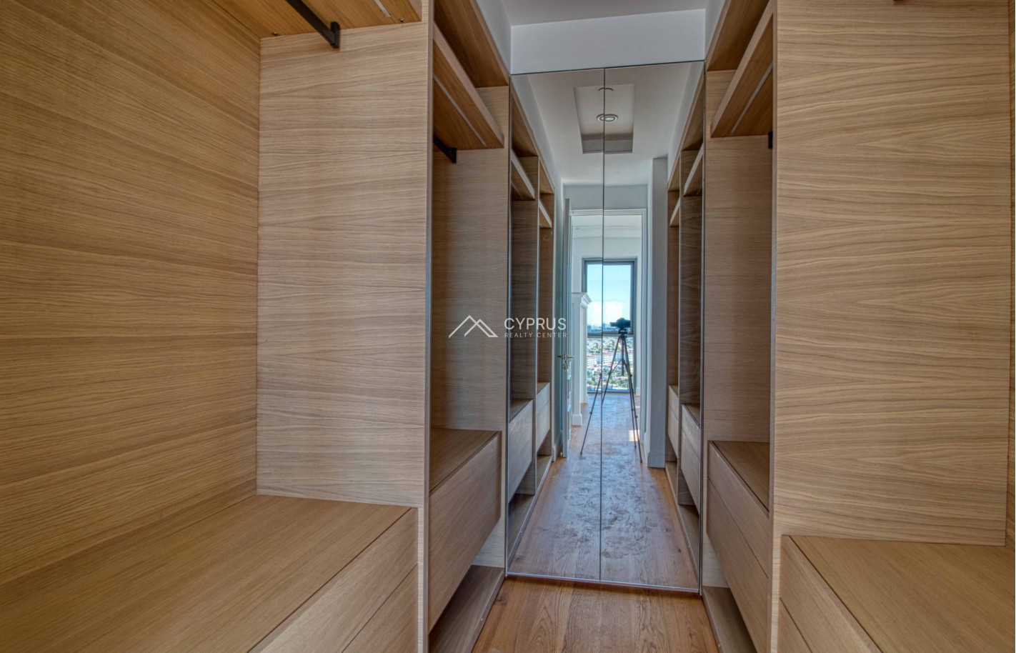 Eight bedroom penthouse in Limassol, East Beach - фото 18