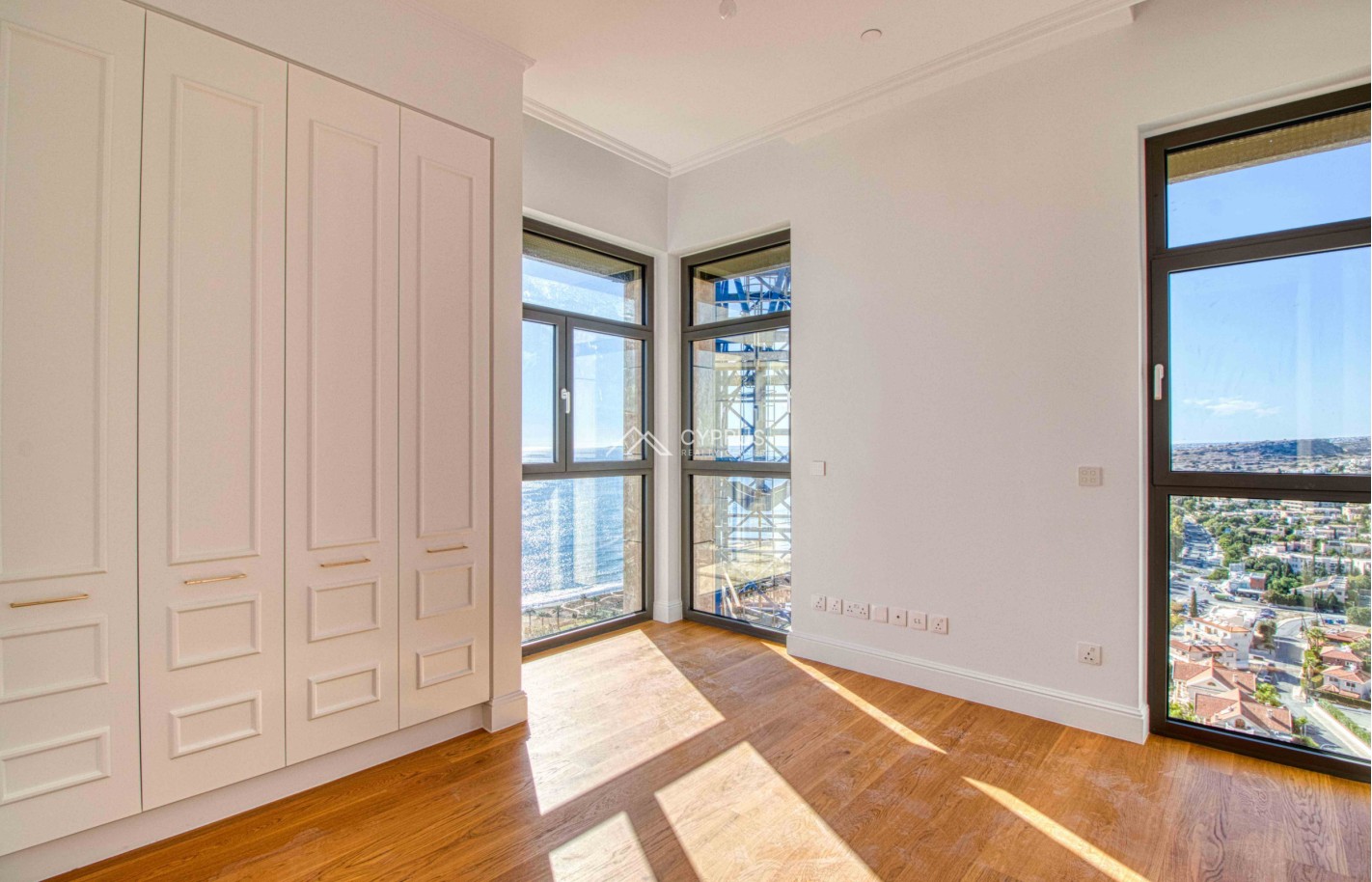 Eight bedroom penthouse in Limassol, East Beach - фото 14