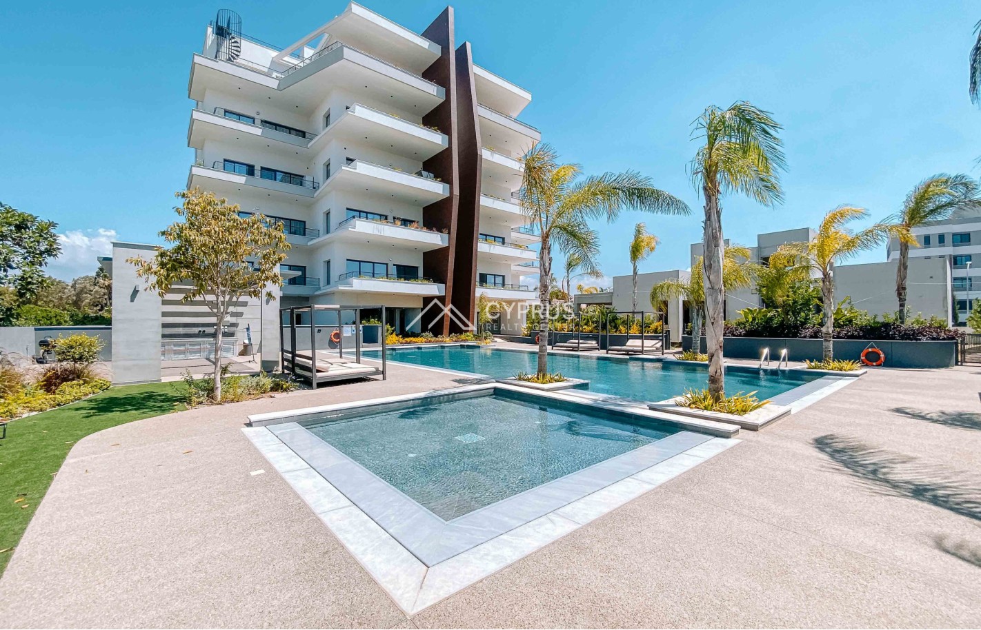 Three bedroom penthouse in Limassol, Potamos Germasogeia - фото 11