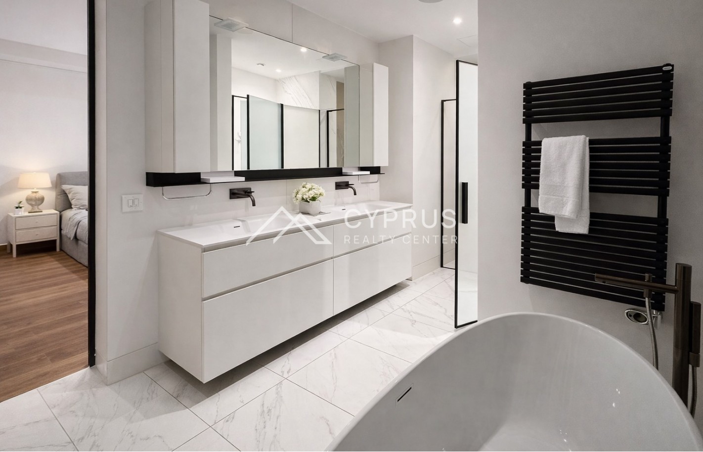 Four bedroom penthouse in Limassol, Limassol Marina - фото 4