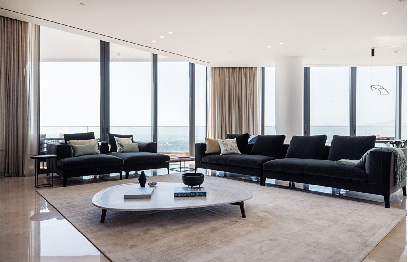 Four bedroom penthouse in Nicosia, Nicosia