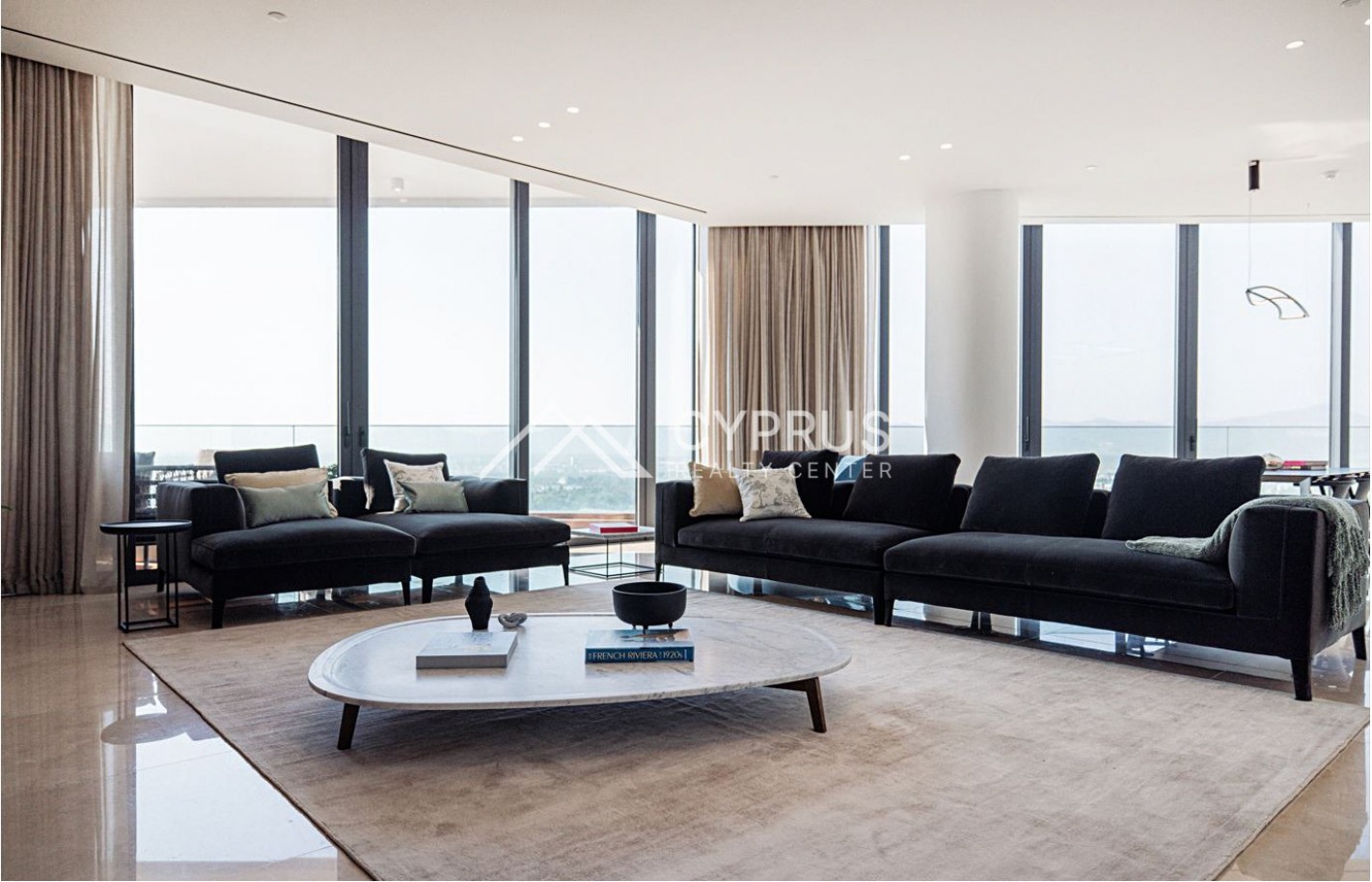 Four bedroom penthouse in Nicosia, Nicosia