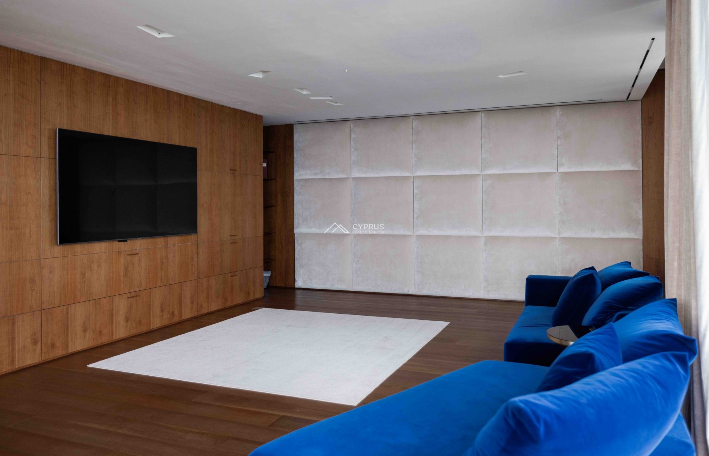 Five bedroom penthouse in Limassol, Neapolis - фото 1