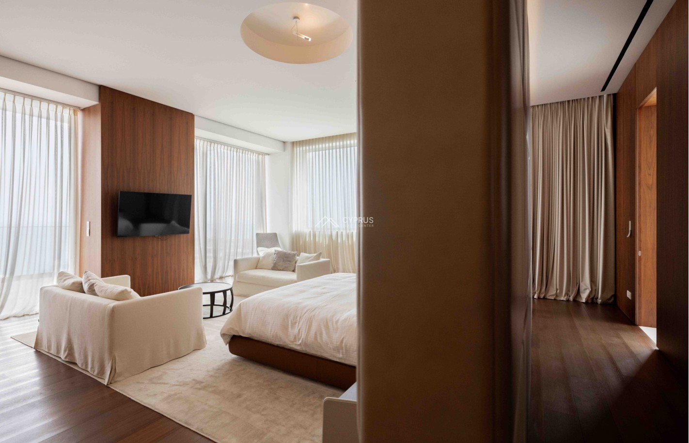 Five bedroom penthouse in Limassol, Neapolis - фото 3