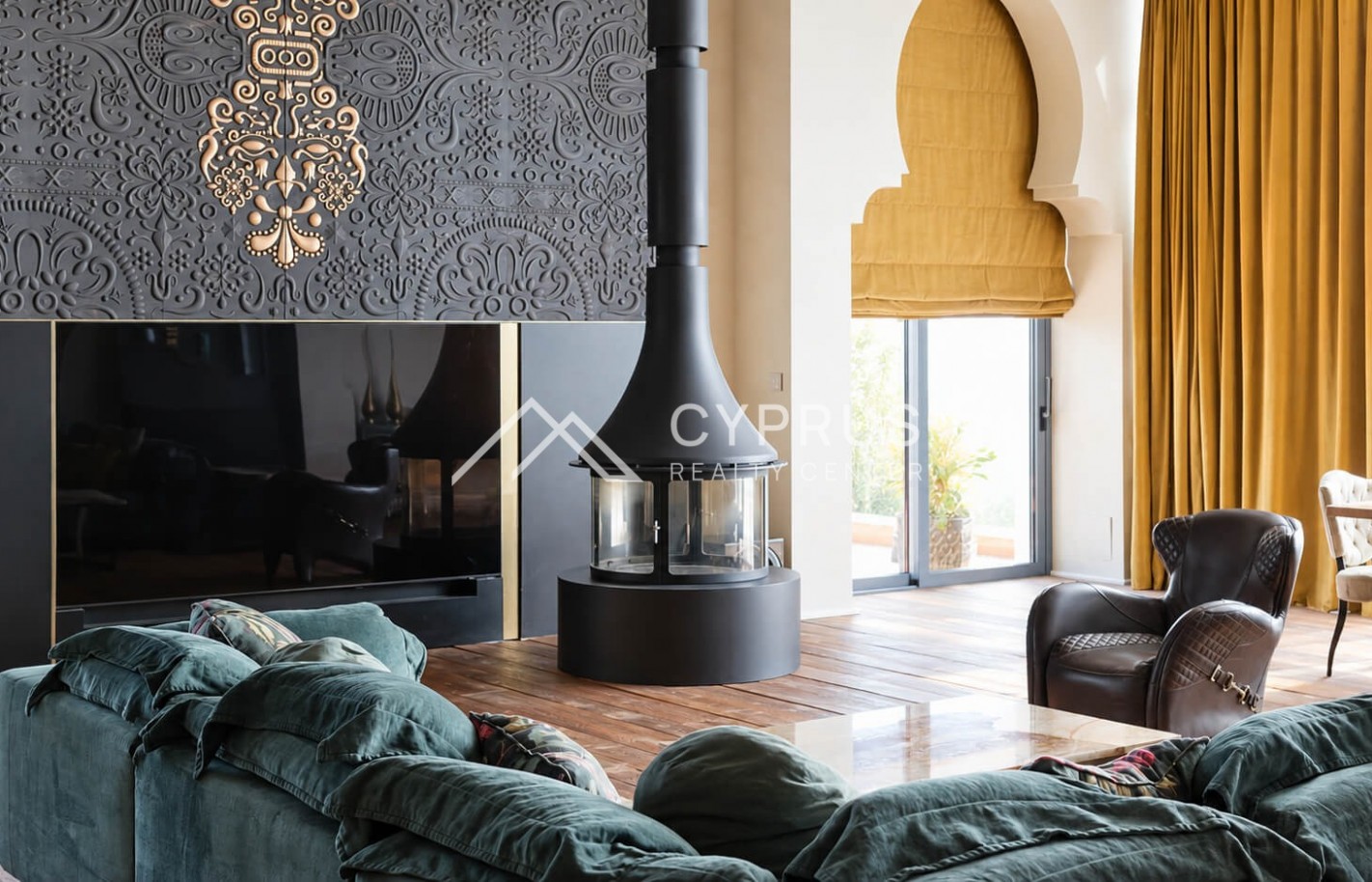 One bedroom penthouse in Limassol, Limassol Marina