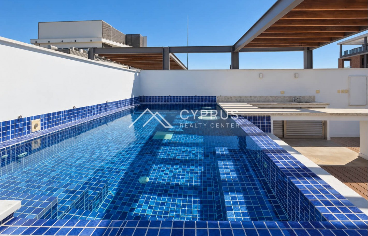 Three bedroom penthouse in Limassol, Potamos Germasogeia - фото 13