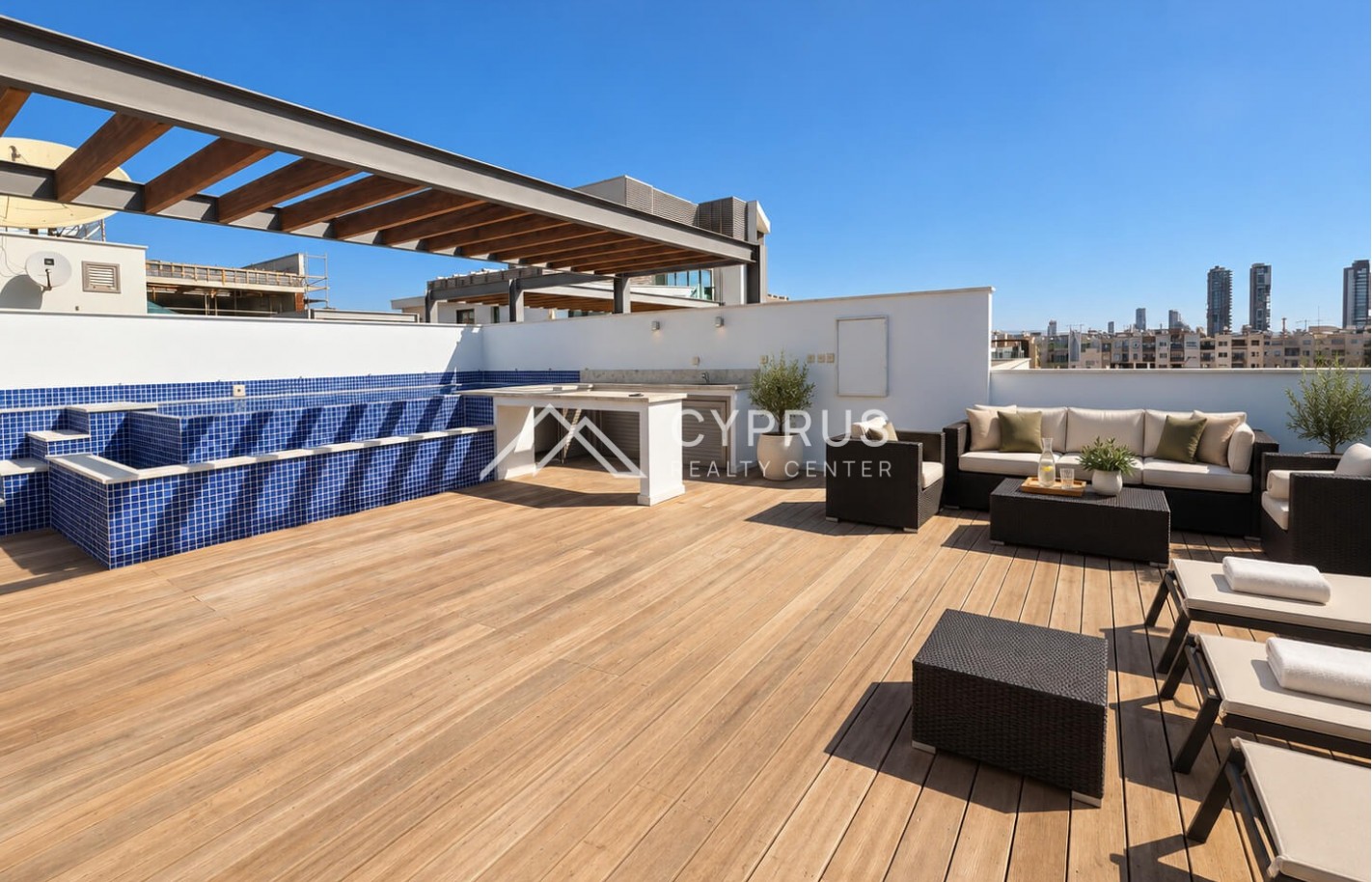 Three bedroom penthouse in Limassol, Potamos Germasogeia - фото 11