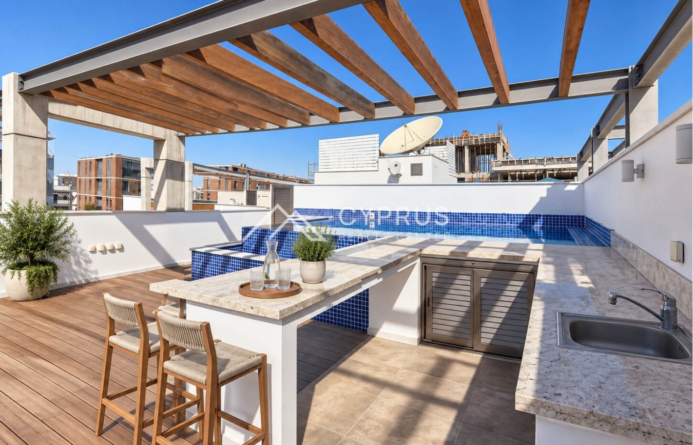 Three bedroom penthouse in Limassol, Potamos Germasogeia - фото 12