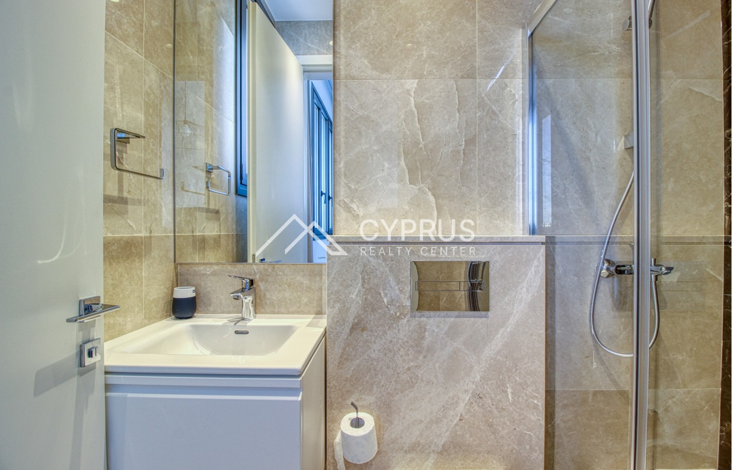 Penthouse with 3 bedrooms in Limassol, Potamos Germasogeia - фото 10