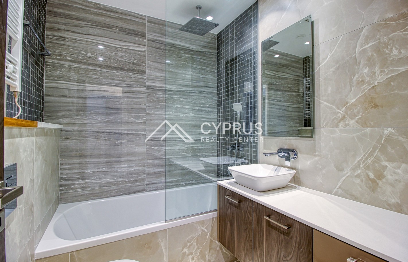 Penthouse in Limassol with 3 bedrooms, Potamos Germasogeia - фото 10