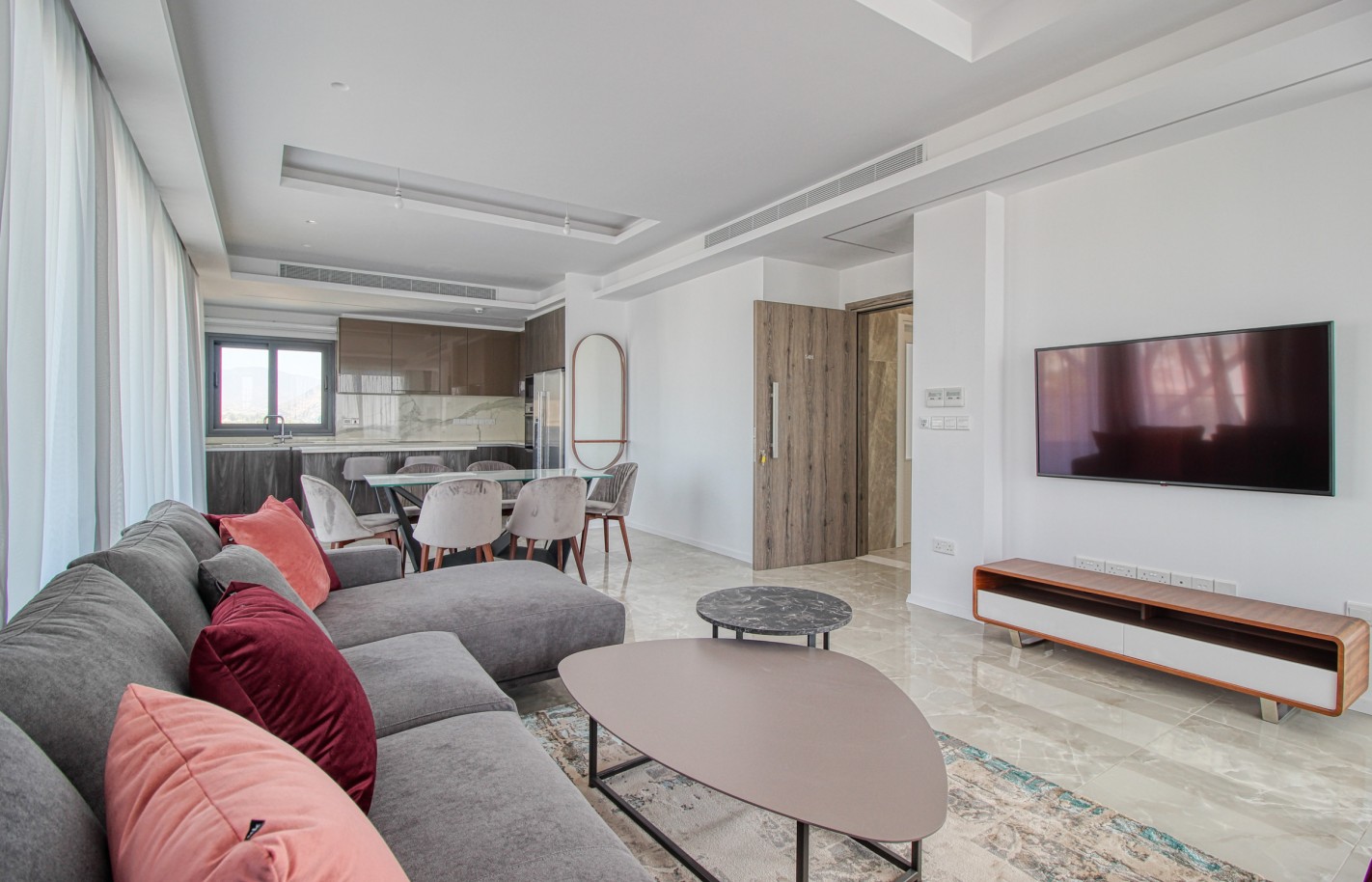 Большое фото