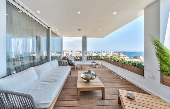 Penthouse in Limassol with 3 bedrooms, Potamos Germasogeia