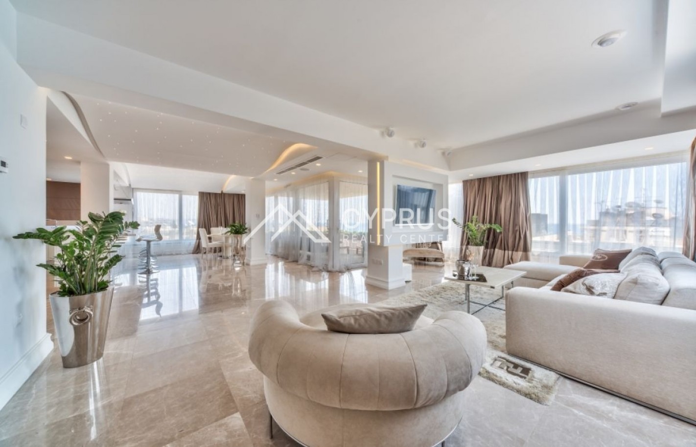 Penthouse in Limassol with 3 bedrooms, Potamos Germasogeia - фото 13