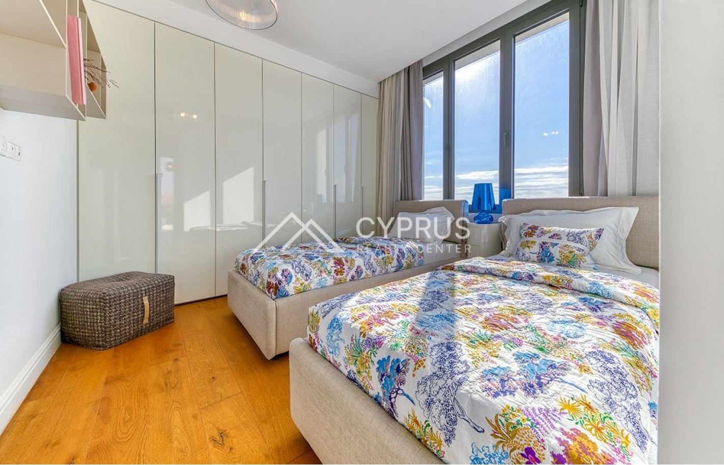 Penthouse in Limassol with 4 bedrooms, Germasogeia - фото 5