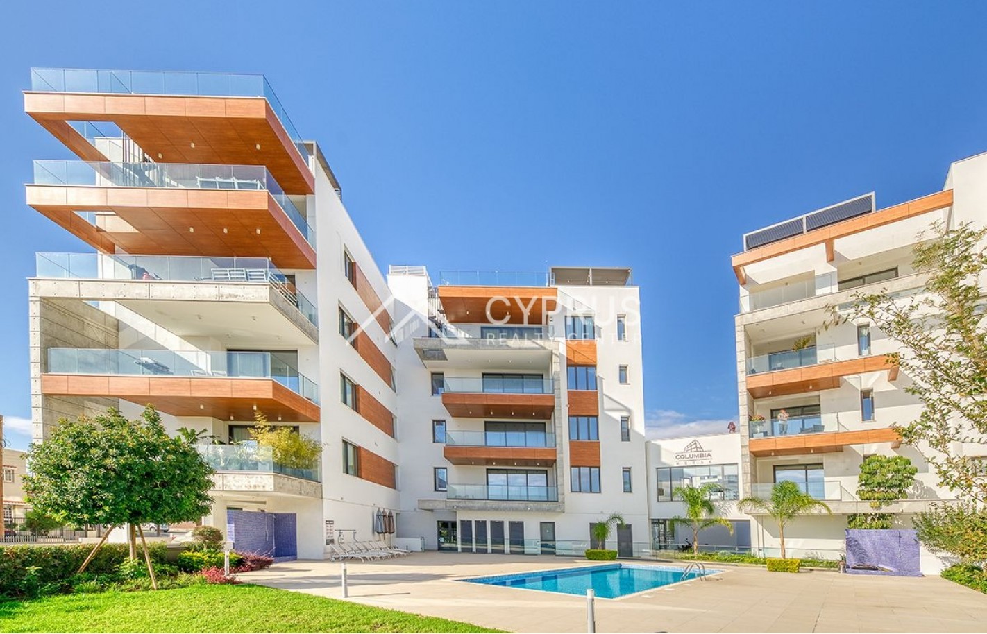 Penthouse in Limassol with 4 bedrooms, Germasogeia - фото 26