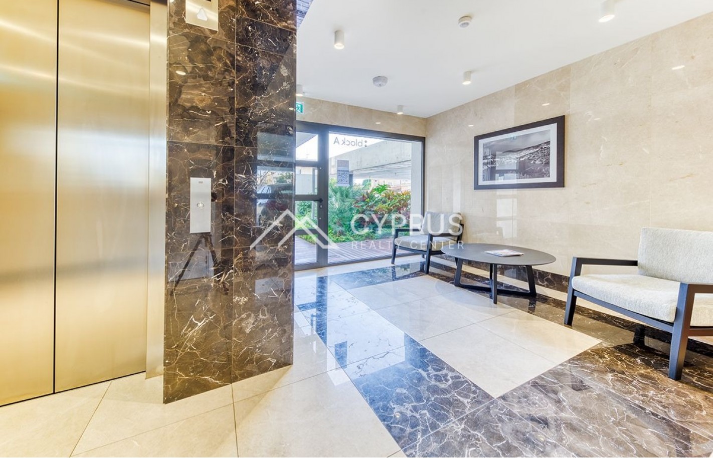 Penthouse in Limassol with 3 bedrooms, City Center - фото 23