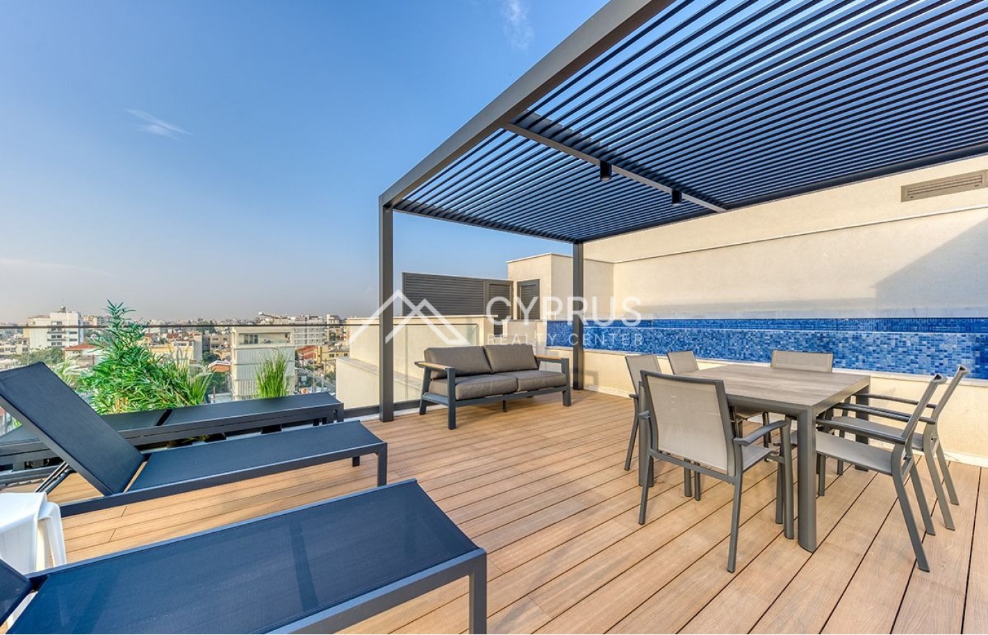 Penthouse in Limassol with 3 bedrooms, City Center - фото 14