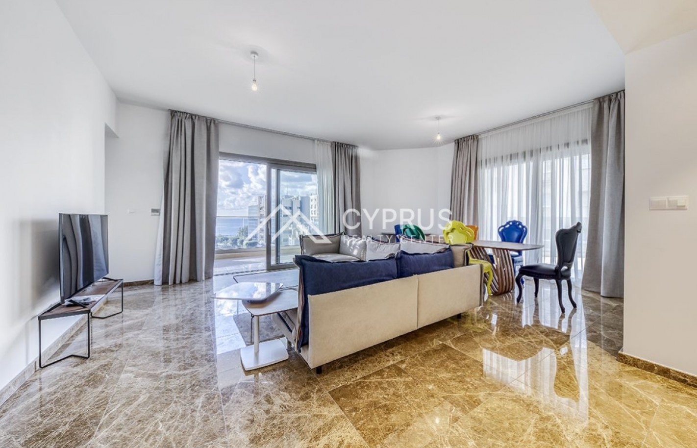 Penthouse in Limassol with 4 bedrooms, Neapolis
