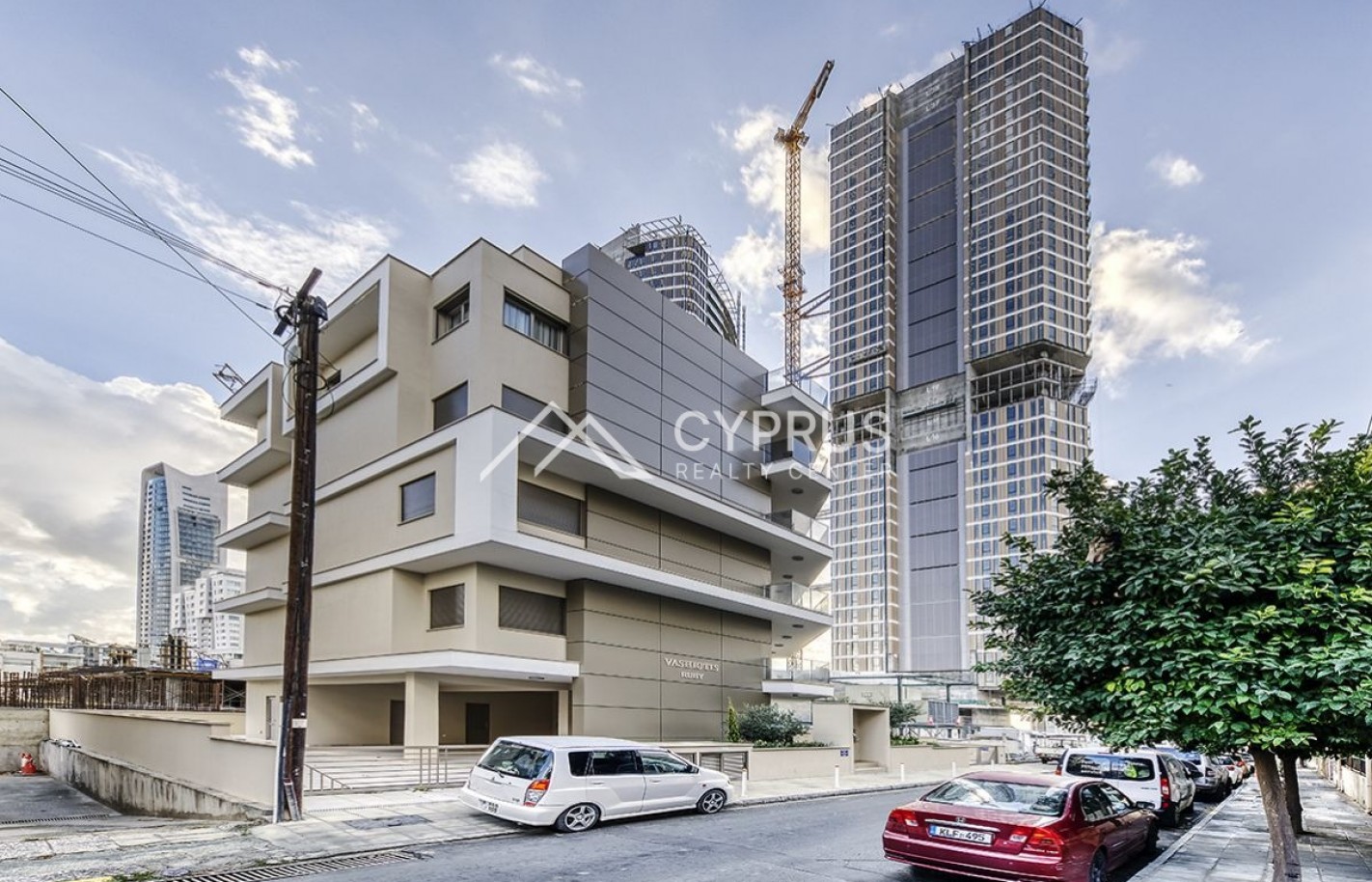 Penthouse in Limassol with 4 bedrooms, Neapolis - фото 27