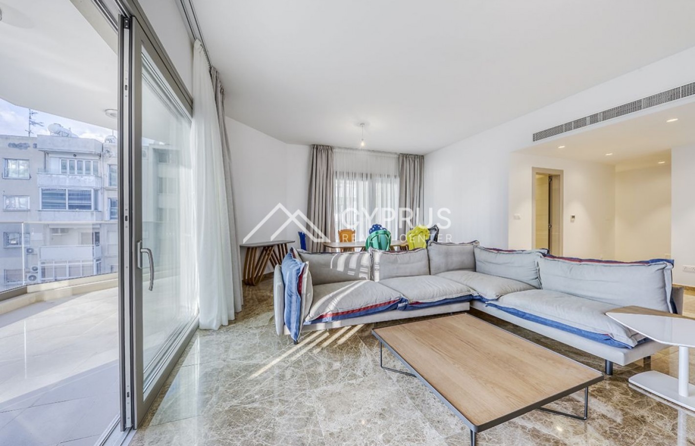 Penthouse in Limassol with 4 bedrooms, Neapolis - фото 5