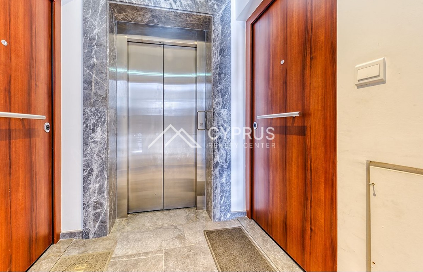 Penthouse in Limassol with 2 bedrooms, Neapolis - фото 25