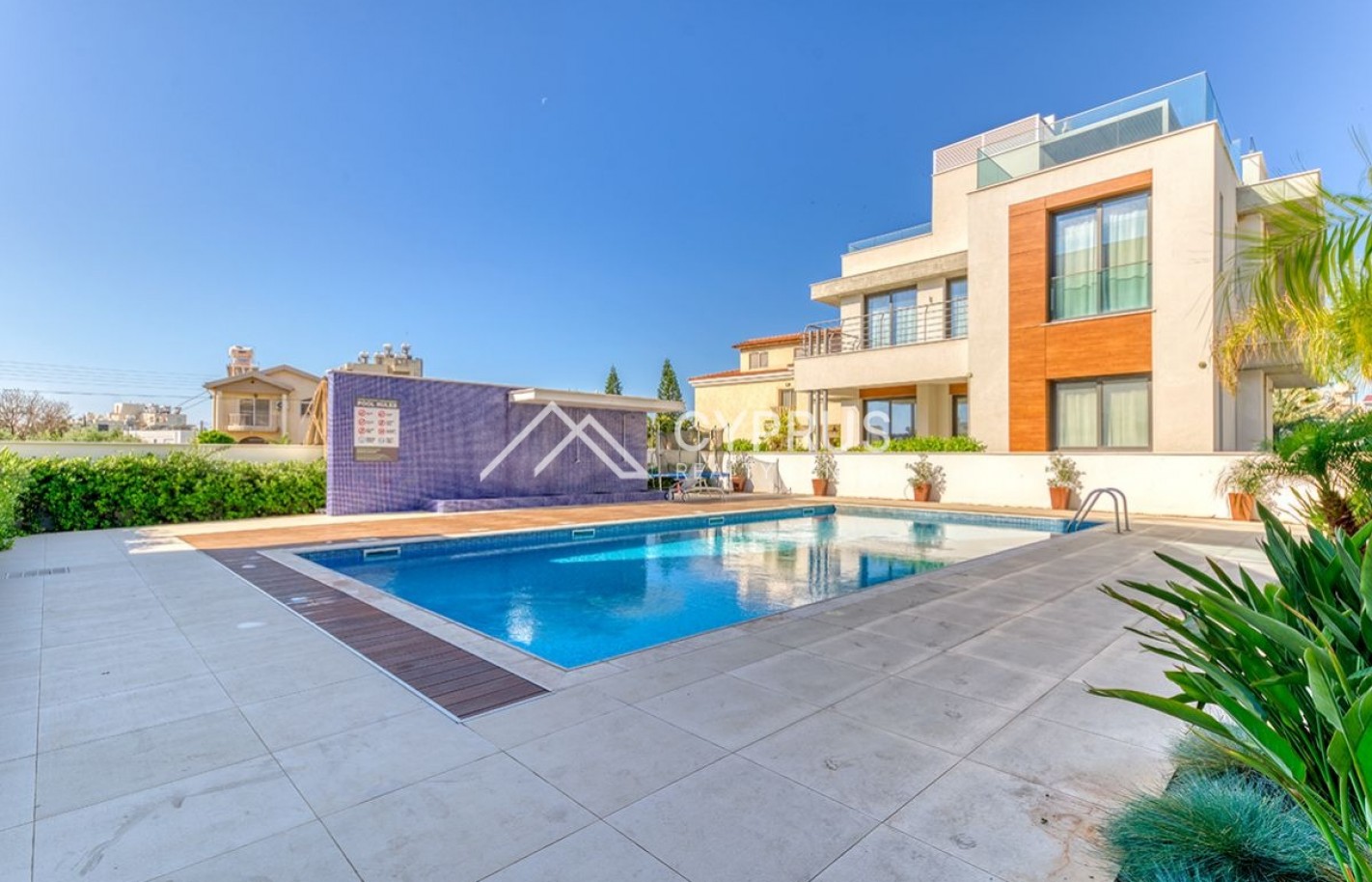 Penthouse in Limassol with 3 bedrooms, Potamos Germasogeia - фото 27