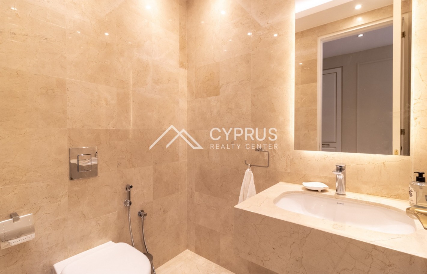 Penthouse in Limassol with 4 bedrooms, Potamos Germasogeia - фото 23