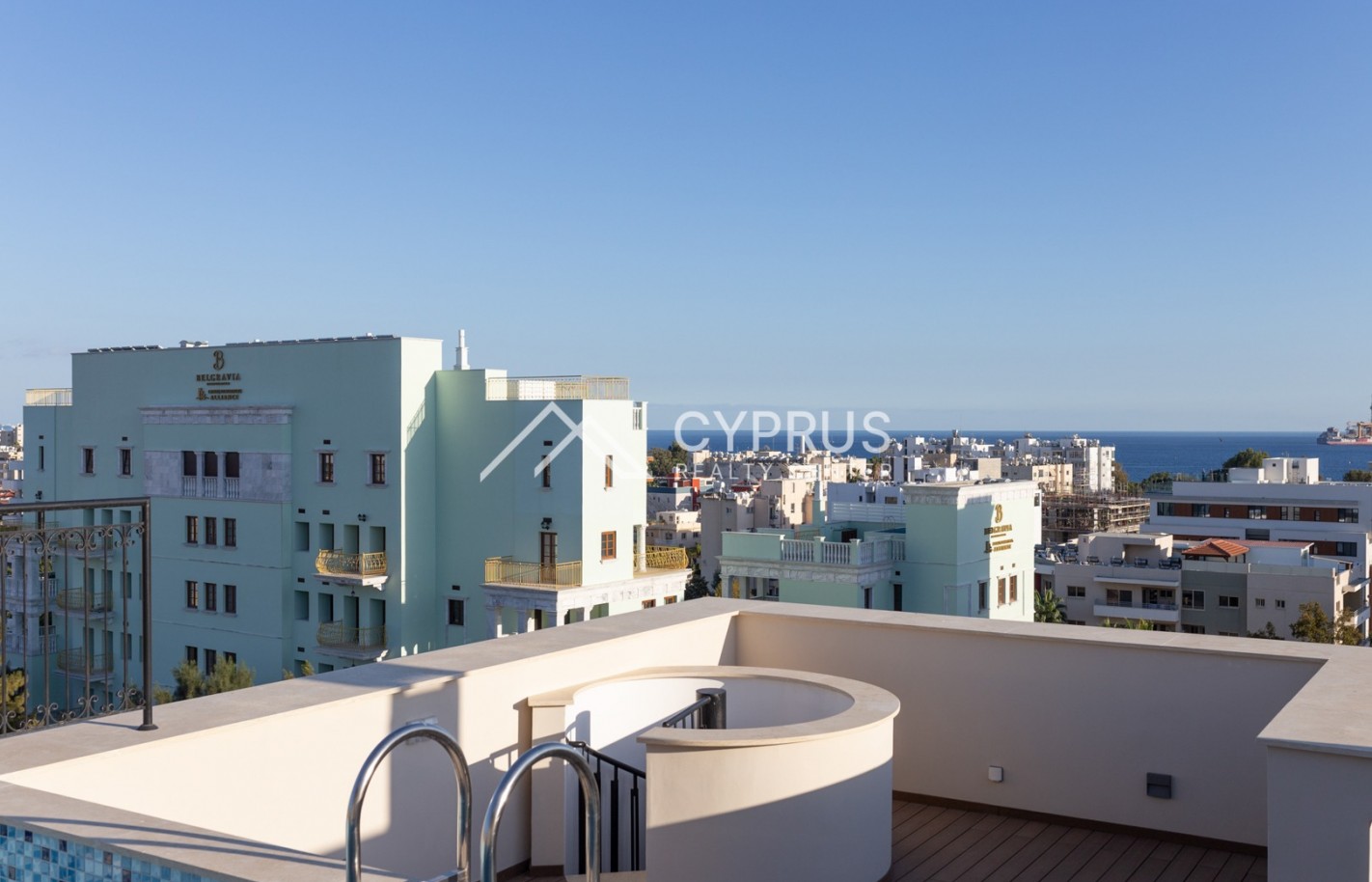 Penthouse in Limassol with 4 bedrooms, Potamos Germasogeia - фото 28