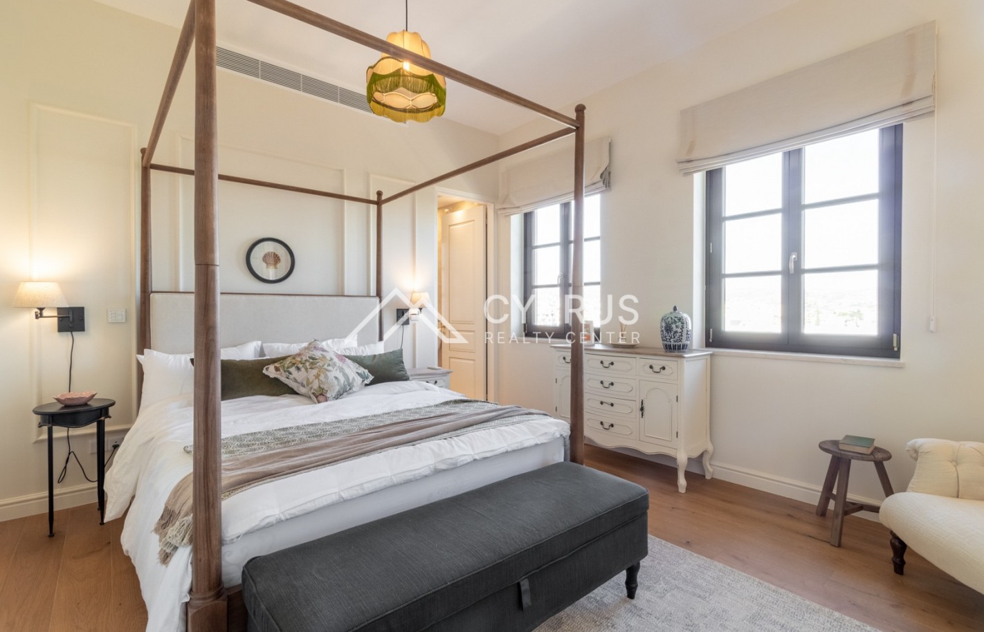 Penthouse in Limassol with 4 bedrooms, Potamos Germasogeia - фото 8