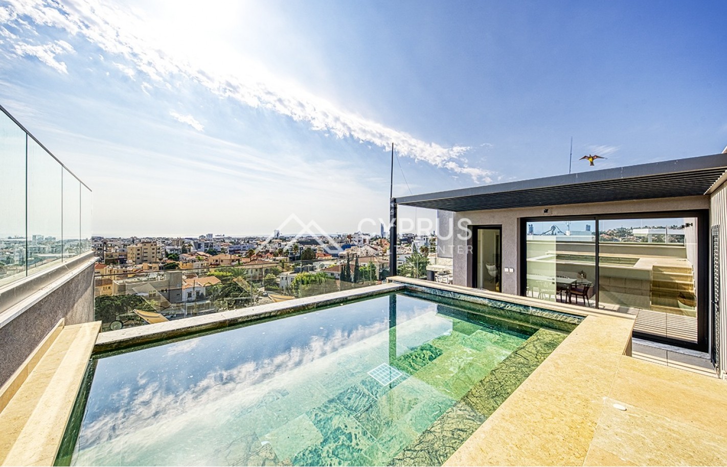 Penthouse in Limassol with 4 bedrooms, Germasogeia - фото 14