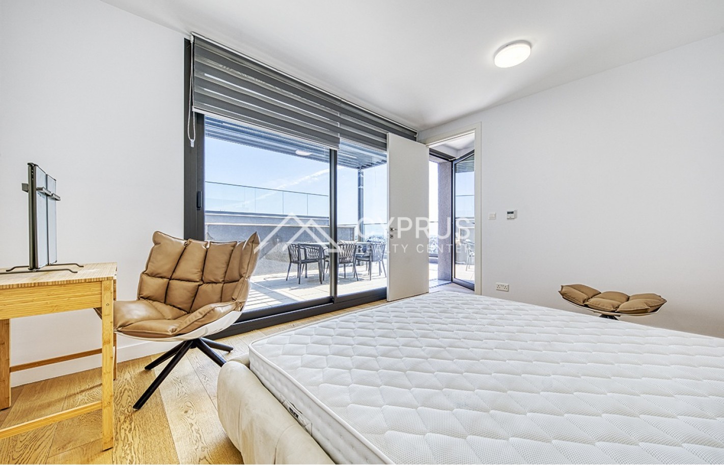 Penthouse in Limassol with 4 bedrooms, Germasogeia - фото 6