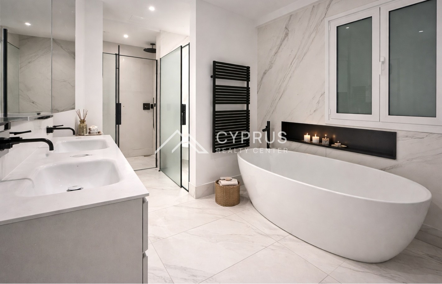 Four bedroom penthouse in Limassol, Limassol Marina - фото 24