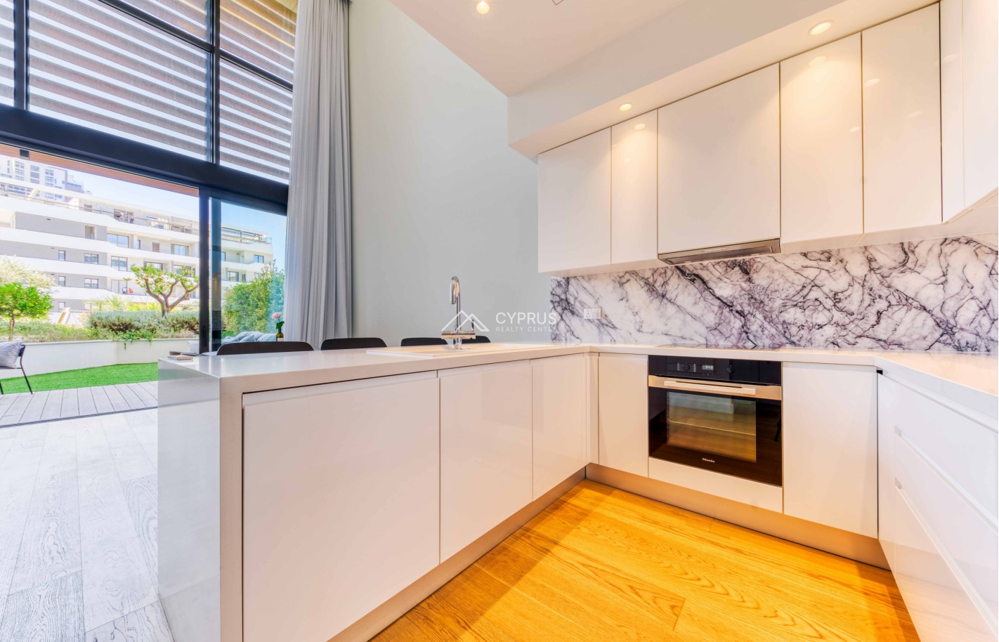 Townhouse in Limassol with 4 bedrooms, Potamos Germasogeia - фото 20