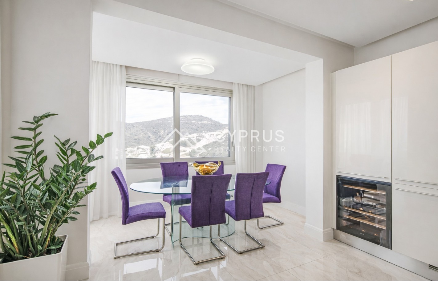 Four bedroom villa in Limassol, Agios Tychonas - фото 18