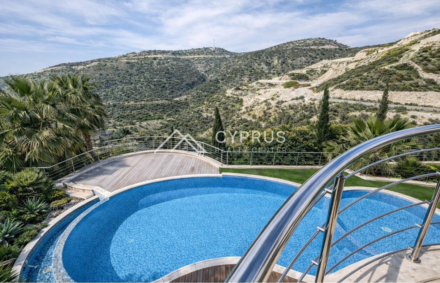 Four bedroom villa in Limassol, Agios Tychonas - фото 35