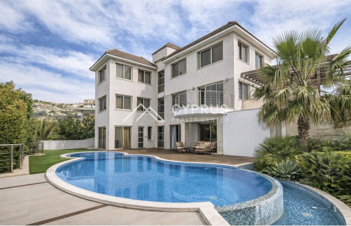 Четырехспальная вилла в Лимассоле, Agios Tychonas