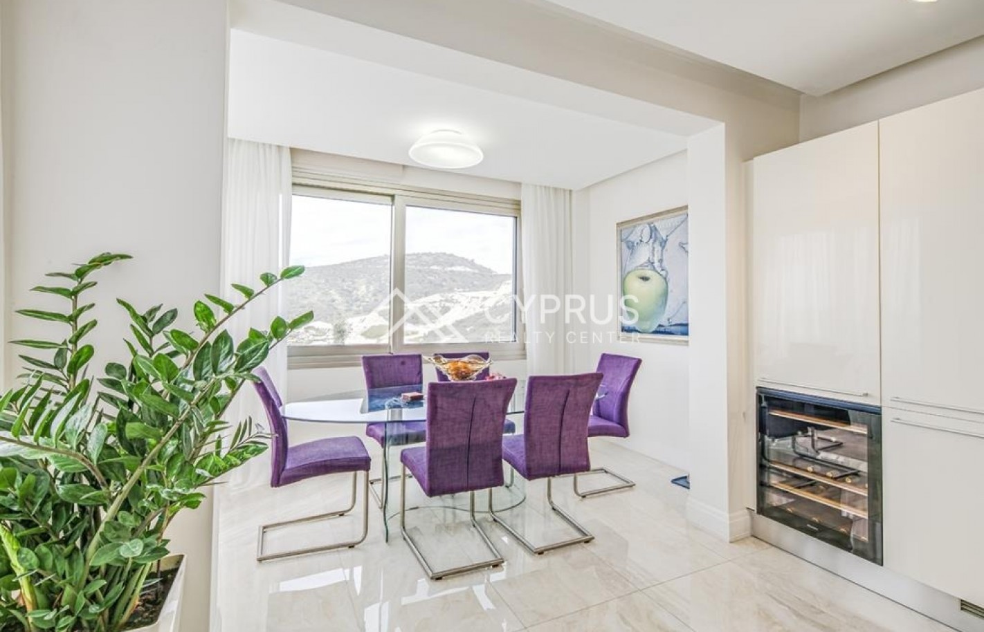 Four bedroom villa in Limassol, Agios Tychonas - фото 10