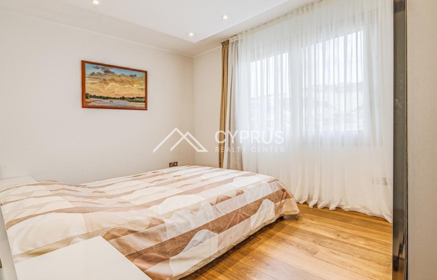 Four bedroom villa in Limassol, Agios Tychonas - фото 19