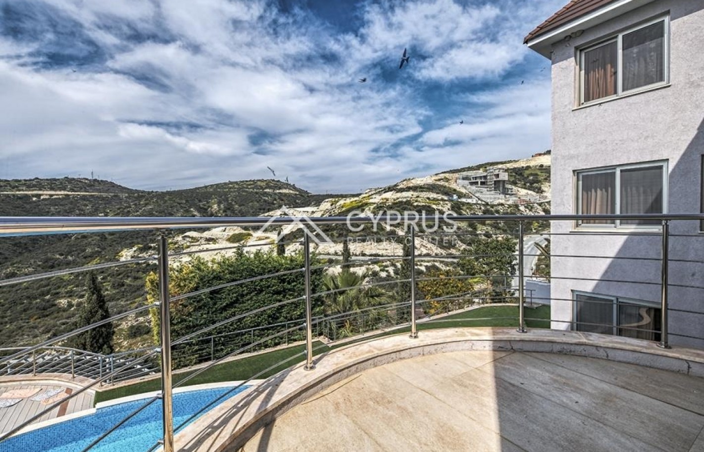 Four bedroom villa in Limassol, Agios Tychonas - фото 39