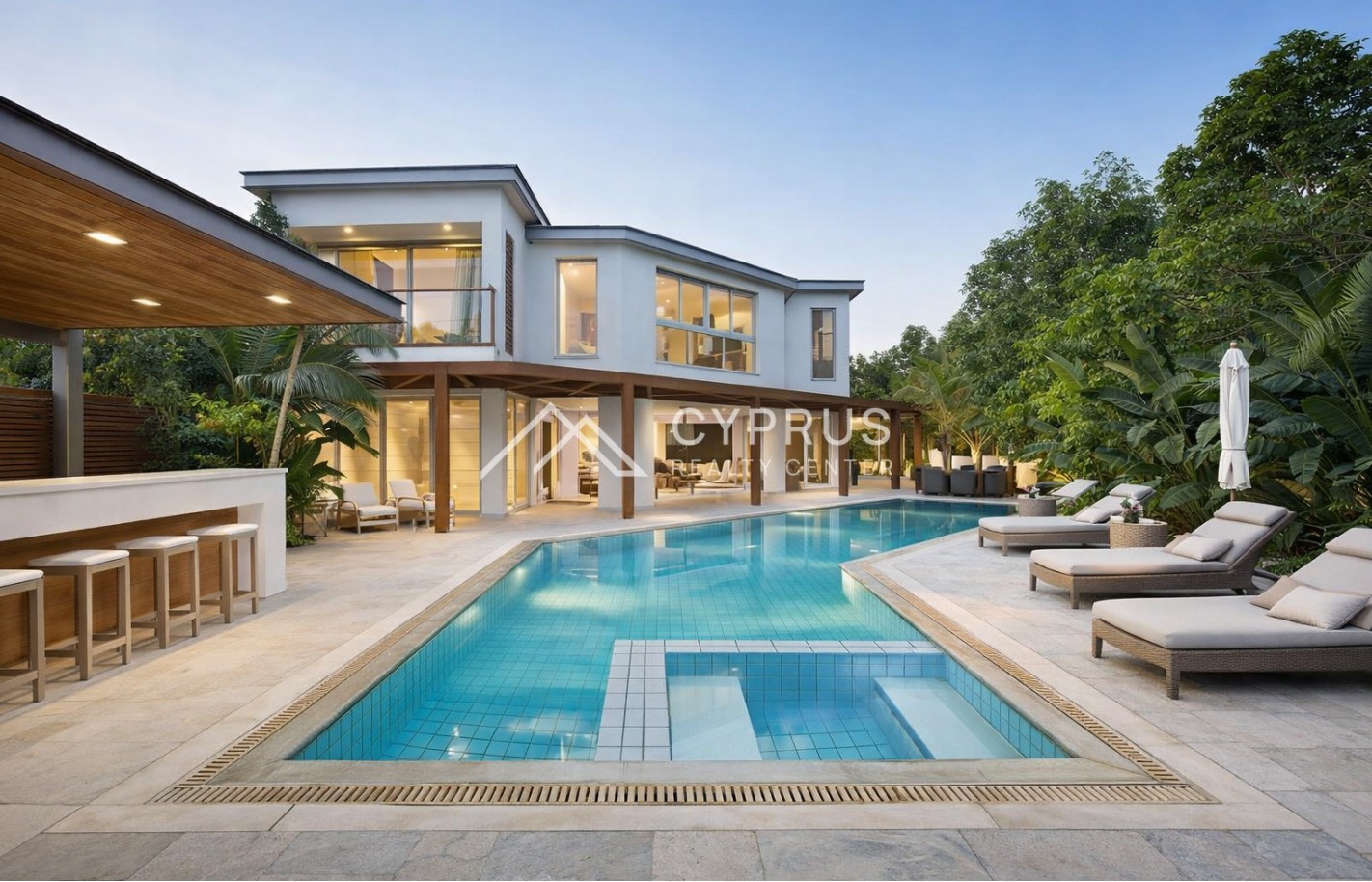 Five bedroom villa in Limassol, East Beach - фото 1